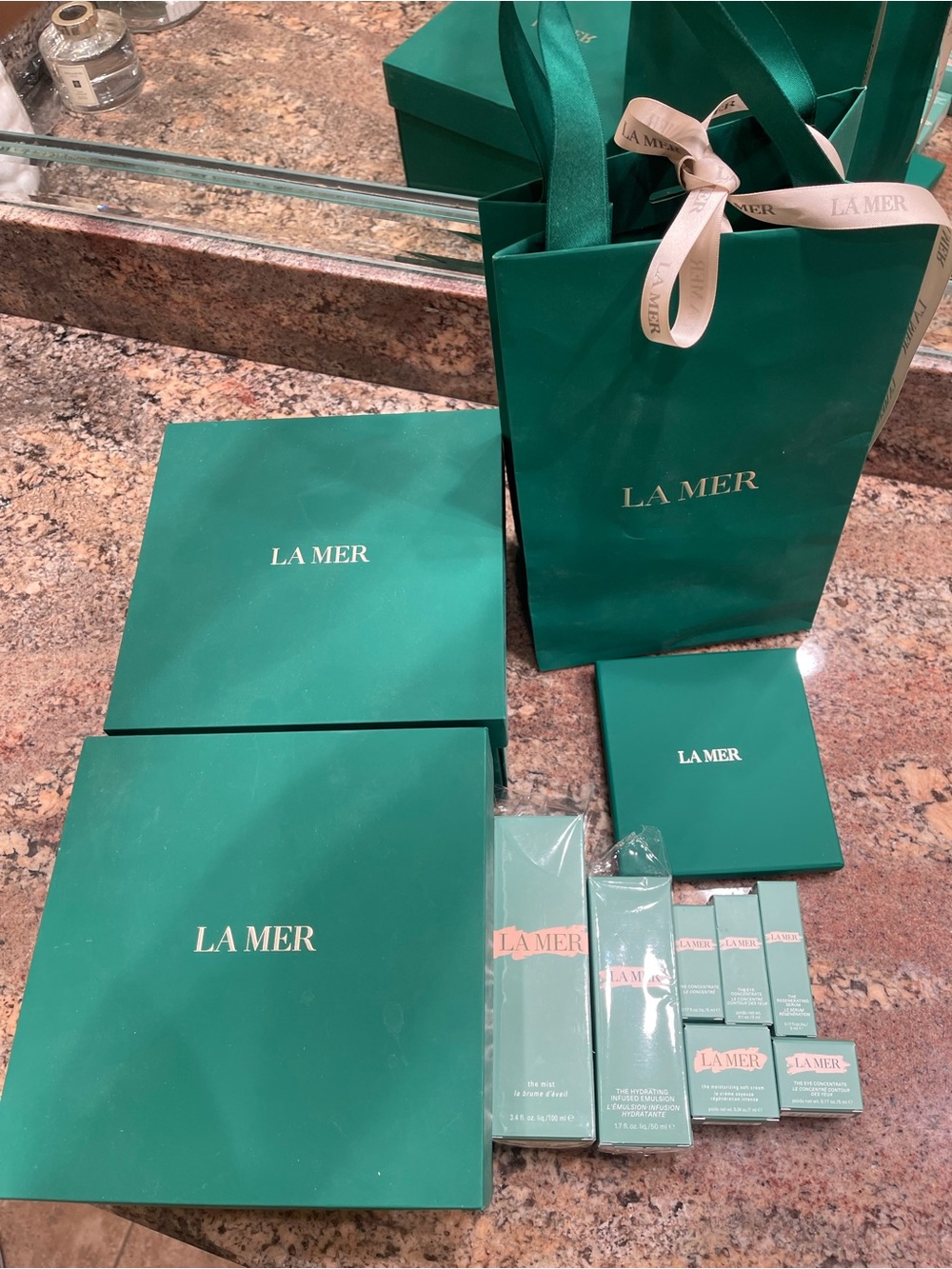 La Mer Green Gift Set *EMPTY BOXES & BAGS - Picture 7 of 9